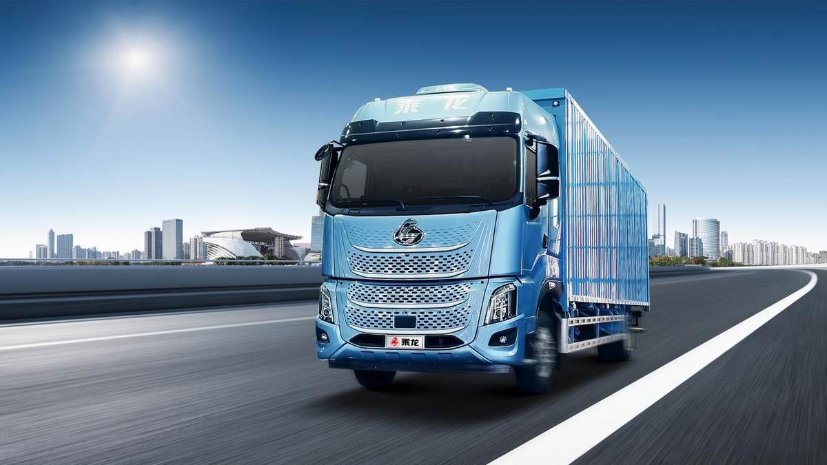 百公里油耗16L+5.5T自重 乘龙H7 Pro大单桥助您年省超5万元